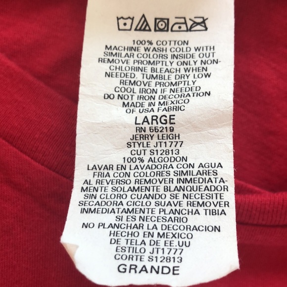 Vintage Disney Minnie Mouse “Flirting” T-Shirt - Picture 4 of 4